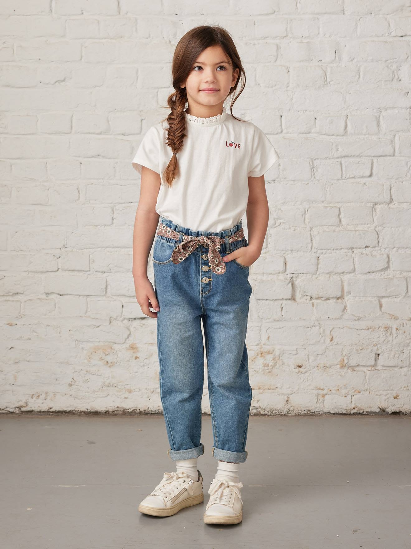 https://kids-avenue.com.ua/pages/gallery/6135/jean-style-paperbag-et-sa-ceinture-fleurie-fille (1).jpg